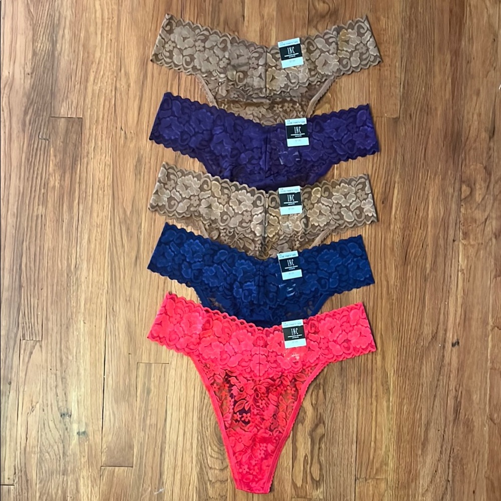 Lace Thong Set in Multicolor